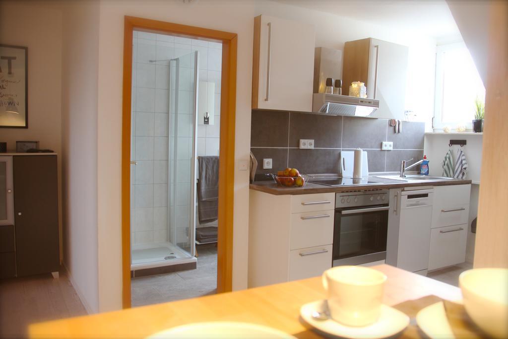 Ferienwohnung Kirchturmblick Euren Трир Екстериор снимка