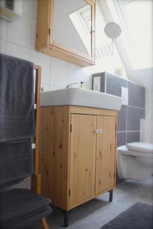 Ferienwohnung Kirchturmblick Euren Трир Екстериор снимка